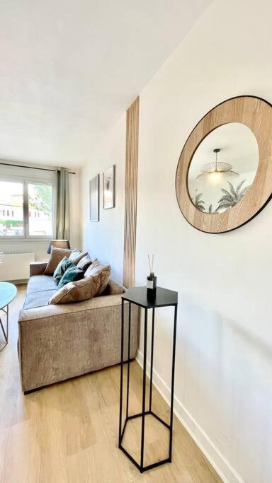 L'Instant Present - Calme & Elegant Proche Gare Apartment Roanne Exterior photo